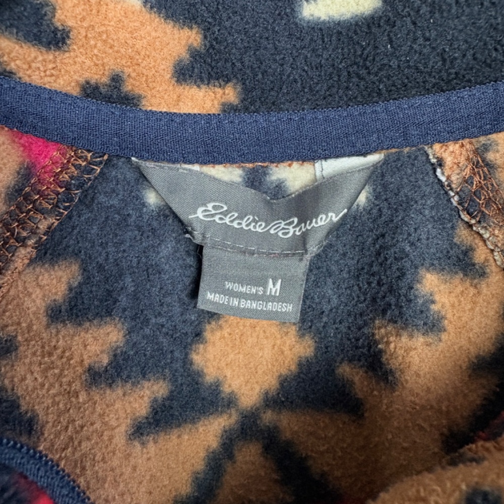 Eddie Bauer Women's Quest Fleece 1/4-Zip Pullover in Aztec Print - Size Medium - Picture 4 of 4